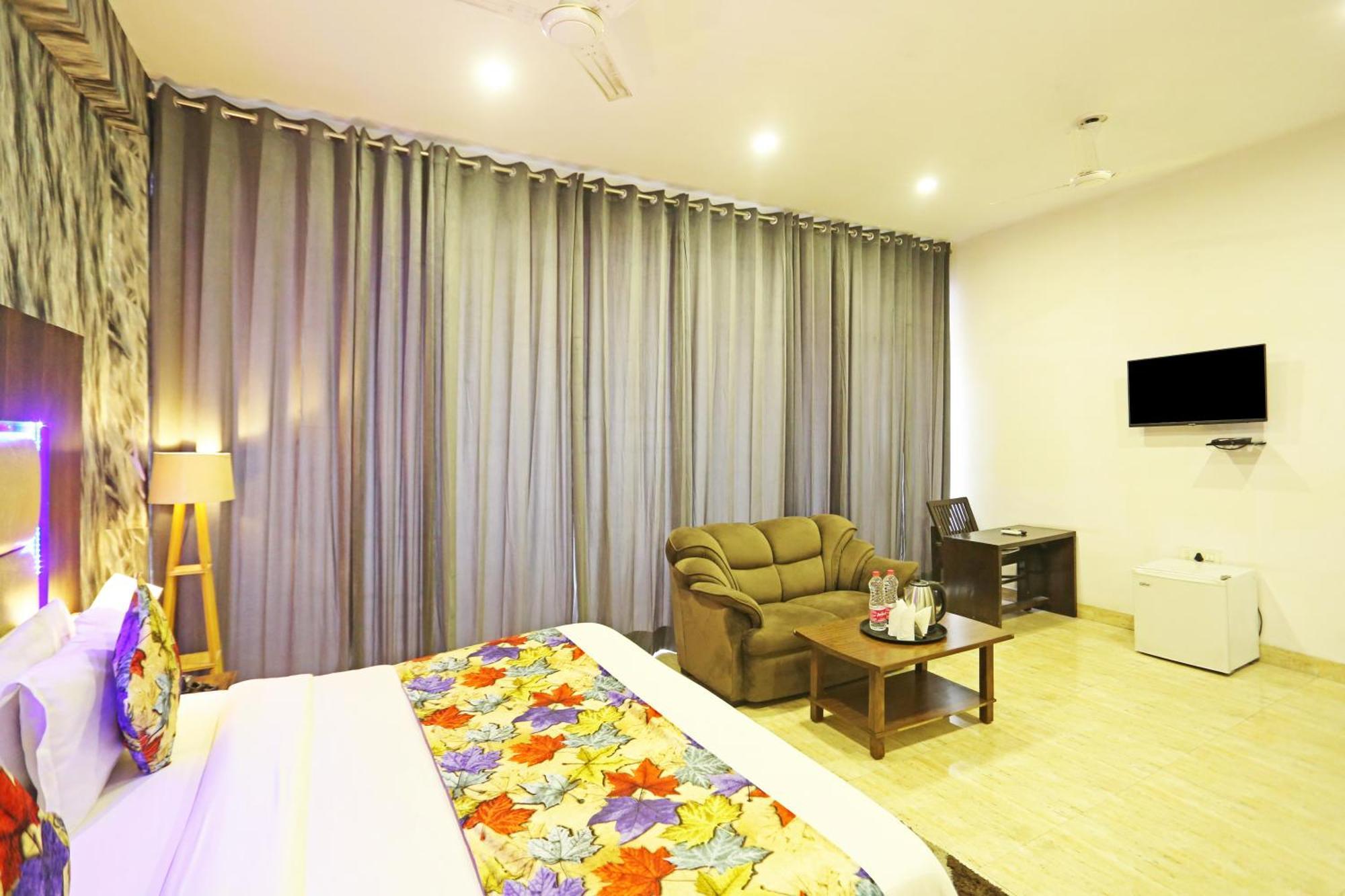 Hotel The Kiara Near Delhi Airport New Delhi Eksteriør bilde